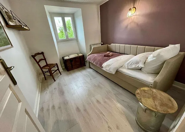 Le Margeride- Corps De Ferme - 3500m2 De Terrain Holiday home