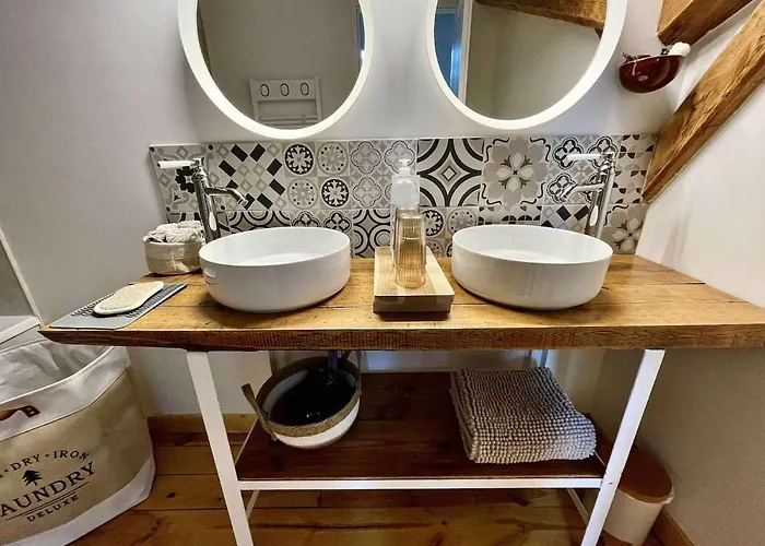 Le Margeride- Corps De Ferme - 3500m2 De Terrain * Ruynes-en-Margeride