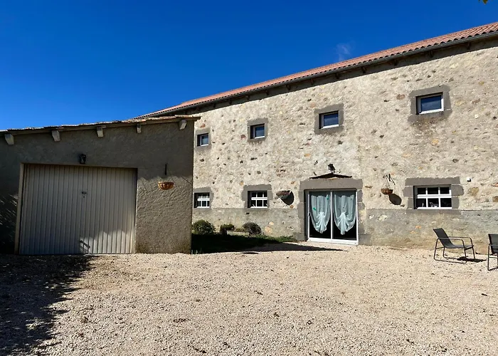 Holiday home Le Margeride- Corps De Ferme - 3500m2 De Terrain Ruynes-en-Margeride